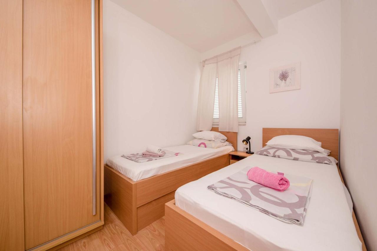 Apartamento House Subic Supetarska Draga Exterior foto